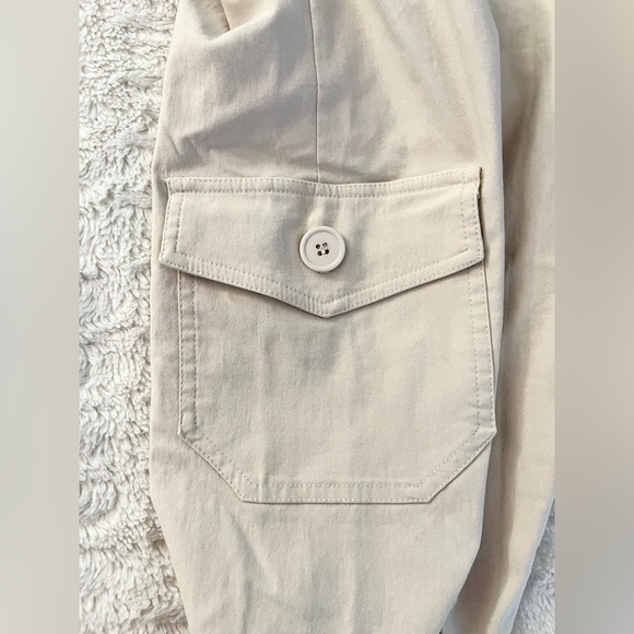 Joseph Ribkoff Light Beige Capri Size 18 - Picture 2 of 6